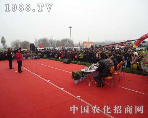 ɽ�|�ʝ��r(n��ng)�Y���ו�(hu��)�����u(p��ng)ί���J(r��n)����c(di��n)�u(p��ng)