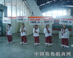 ���ݷ��ϕ�����һ֧��M�߿��Ķ�־�ĈF�